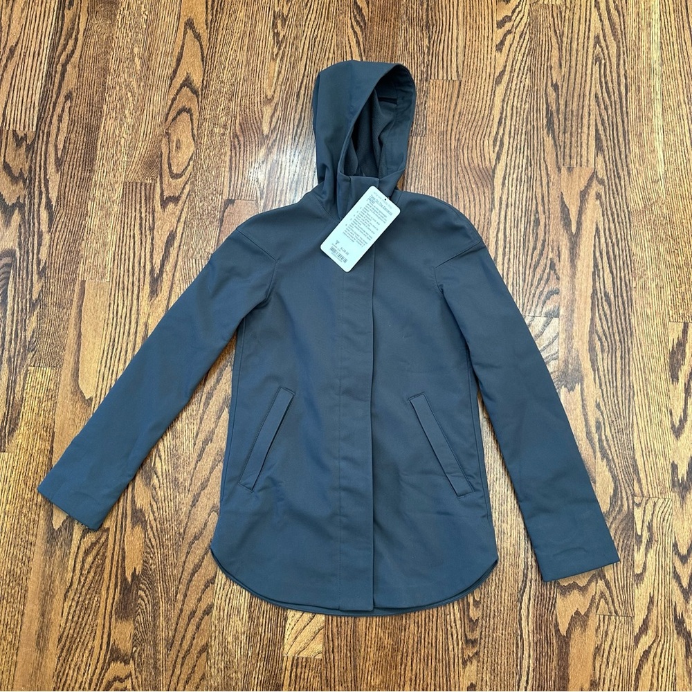 Ivivva Take on the Elements gray zip hooded fleece lined jacket girls size 8 NWT